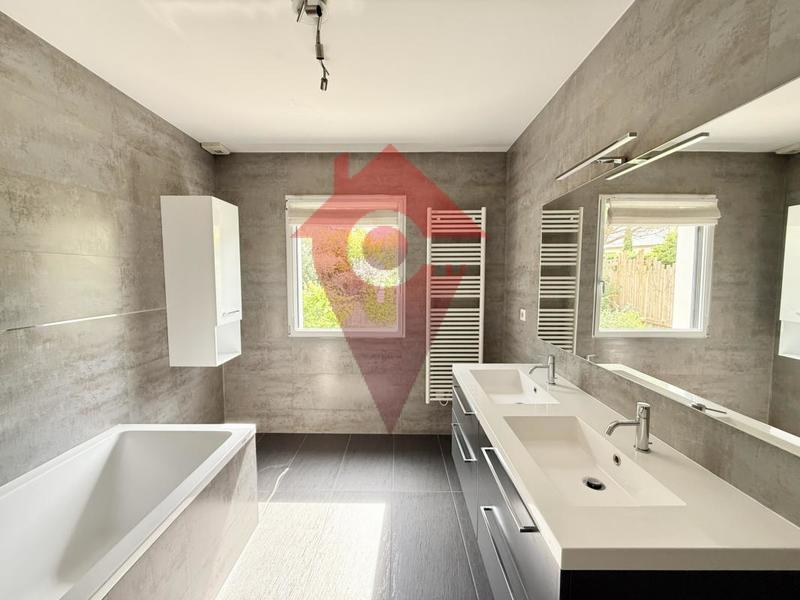 Maison - 160 m² - 7 pièces