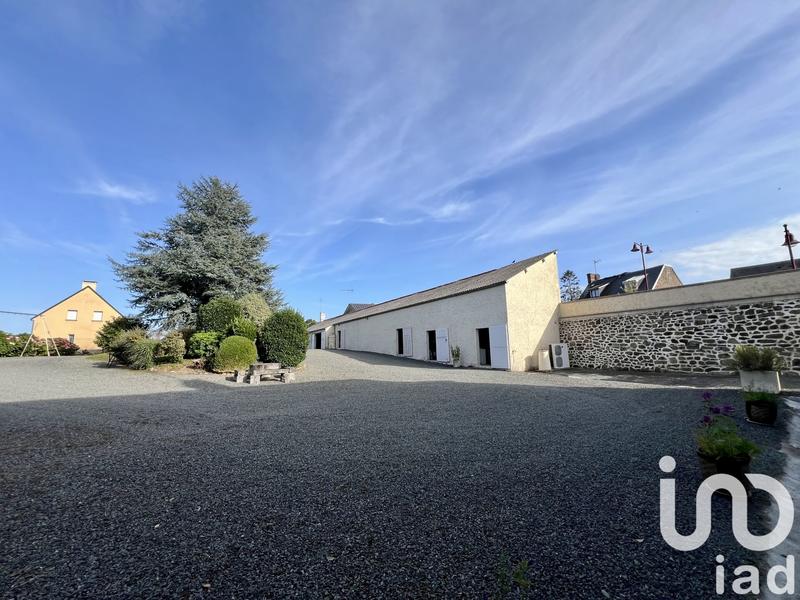 Maison - 224 m² - 10 pièces