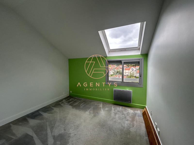 Appartement - 130 m² - 7 pièces