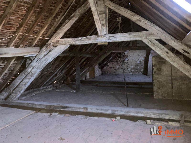 Maison - 220 m² - 9 pièces