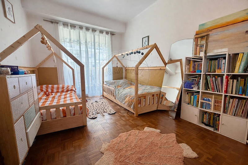 Appartement - 75 m² - 3 pièces