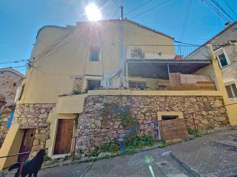 Maison de village - 105 m² - 4 pièces