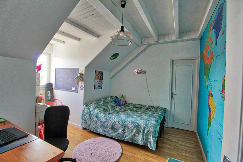 Maison - 128 m² - 7 pièces