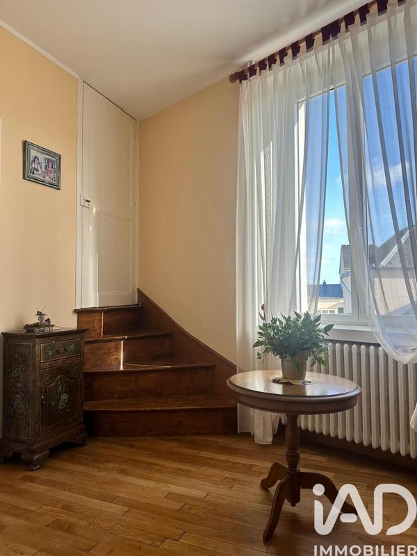 Maison - 121 m² - 5 pièces