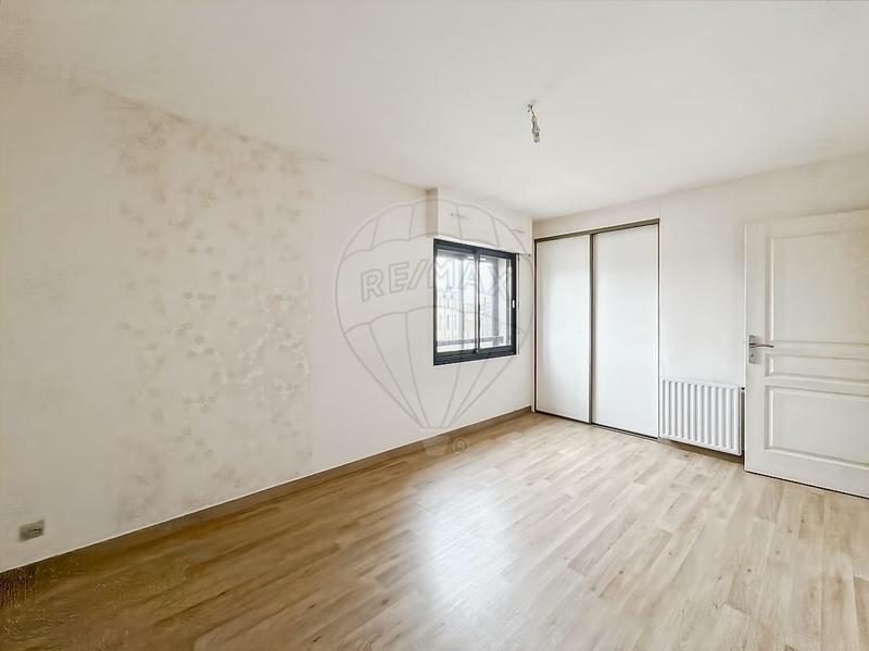 Duplex - 93 m² - 4 pièces