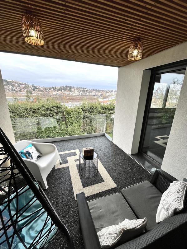 Maison contemporaine - 182 m² - 6 pièces