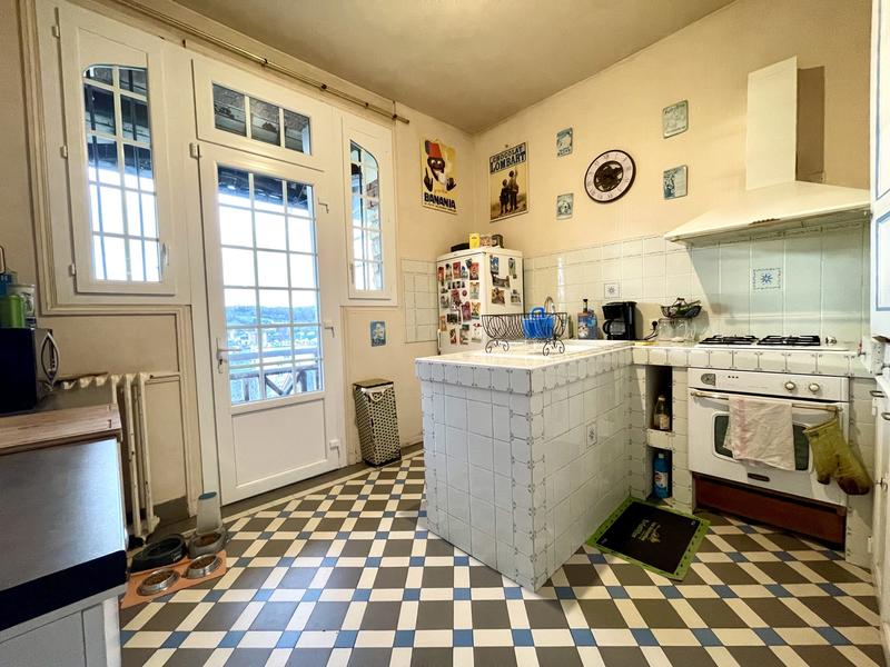 Maison ancienne - 151 m² - 6 pièces