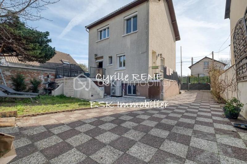 Maison - 160 m² - 7 pièces