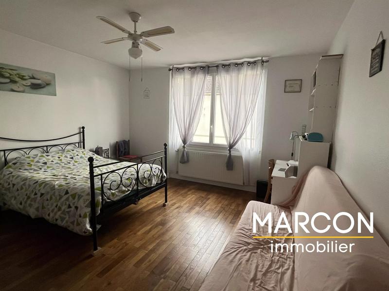 Maison - 110 m² - 5 pièces