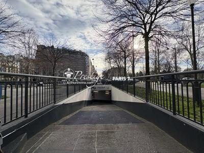 Parking / Garage - 11 m²