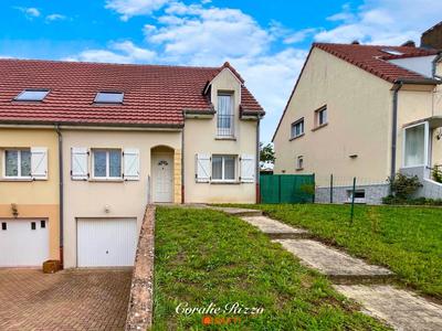 Maison - 105 m² - 5 pièces