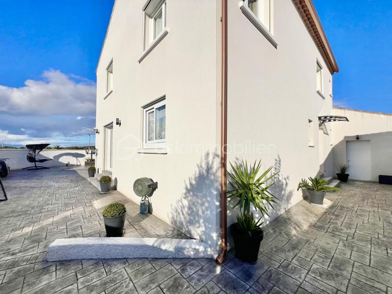 Villa - 140 m² - 5 pièces