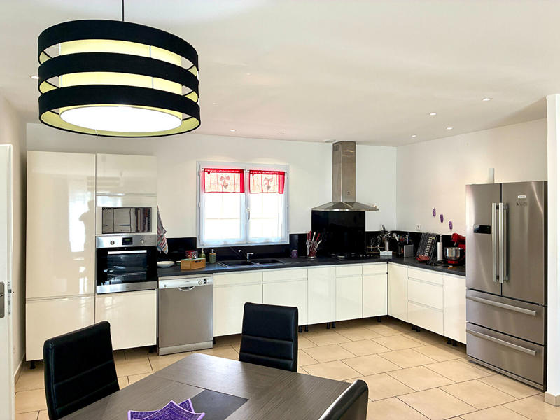 Maison - 126 m² - 4 pièces