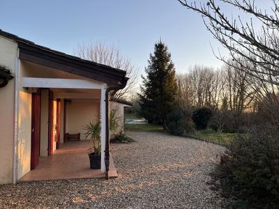 Maison traditionnelle - 107 m² - 4 pièces