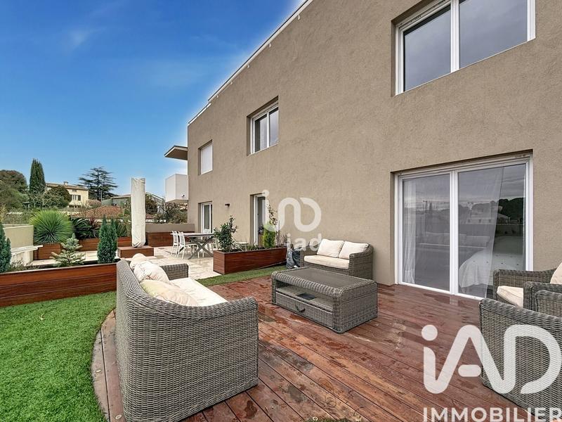 Appartement - 96 m² - 4 pièces