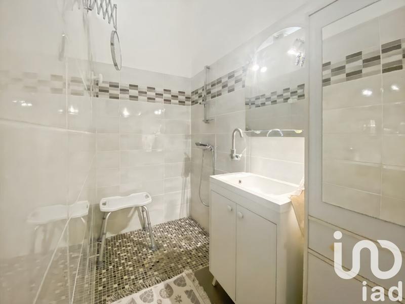 Maison - 200 m² - 8 pièces