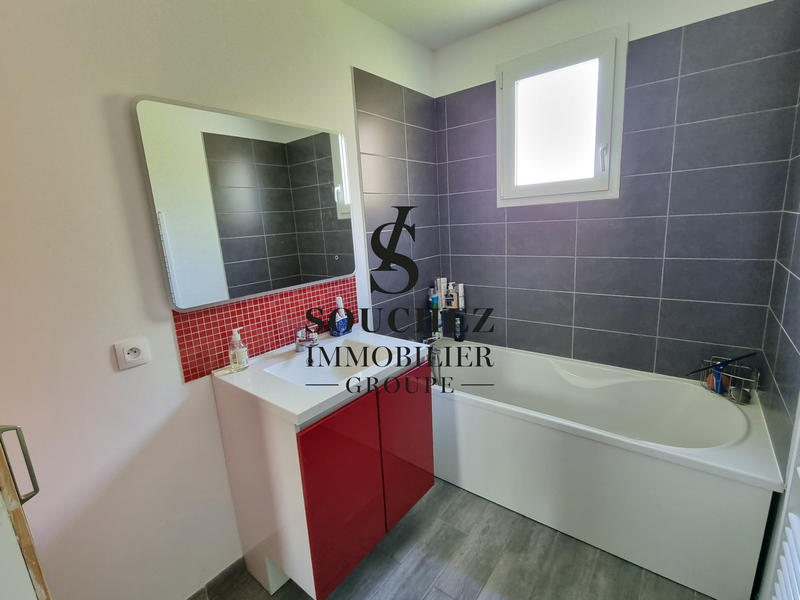 Maison - 110 m² - 6 pièces