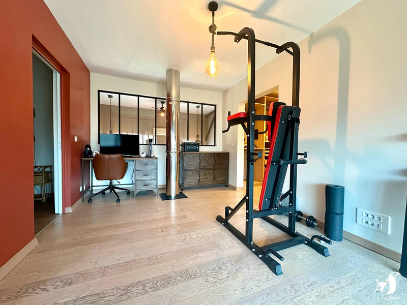 Maison - 195 m² - 7 pièces