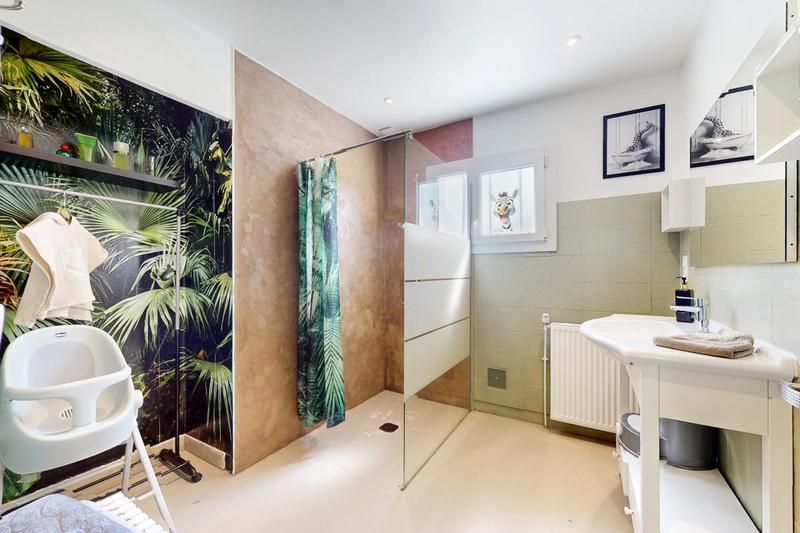 Maison - 93 m² - 4 pièces