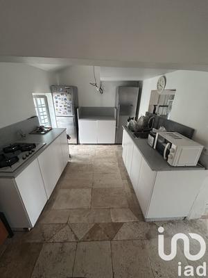 Appartement - 80 m² - 4 pièces