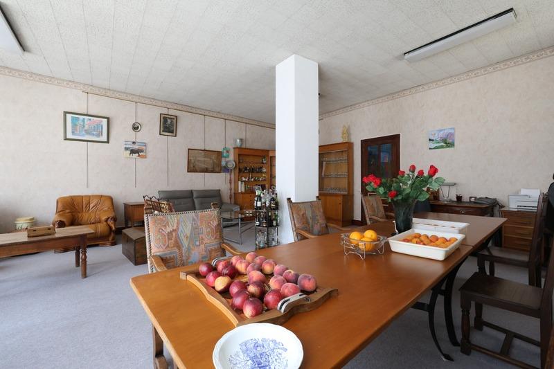 Maison de village - 257 m² - 9 pièces