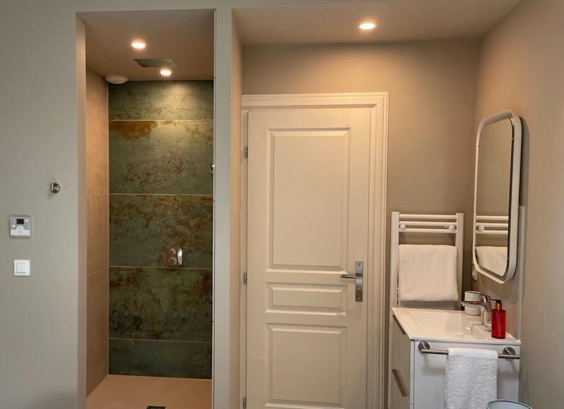 Maison - 615 m² - 16 pièces