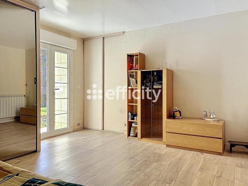 Maison - 197 m² - 10 pièces