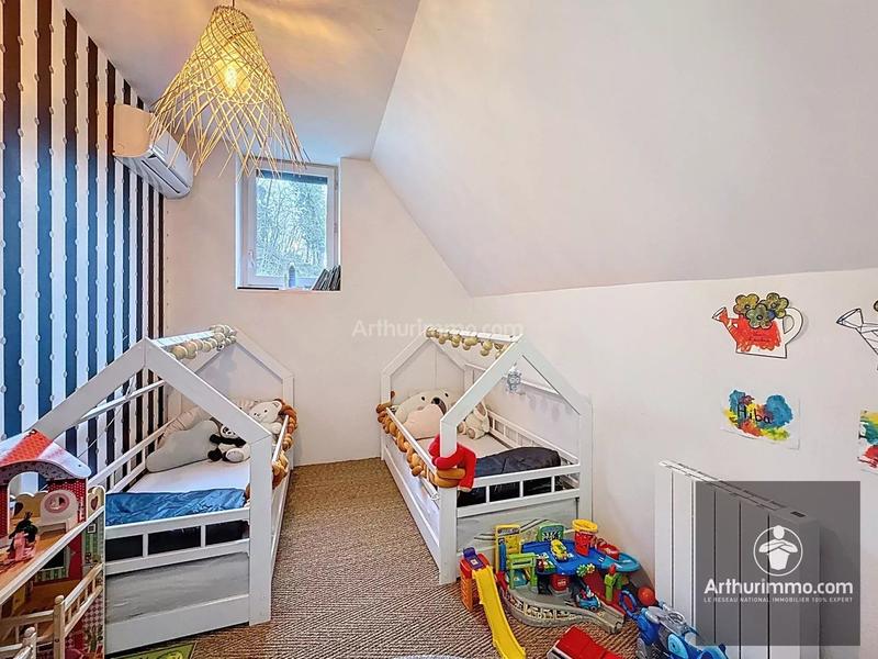 Maison - 163 m² - 7 pièces