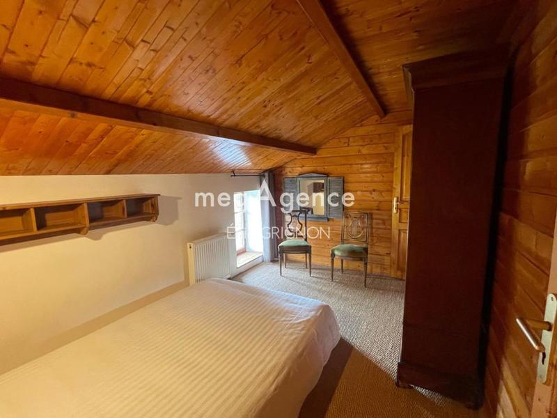 Maison en pierre - 170 m² - 8 pièces