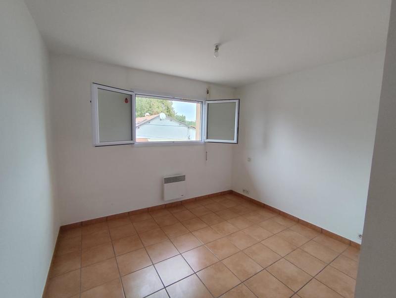 Immeuble - 200 m² - 12 pièces