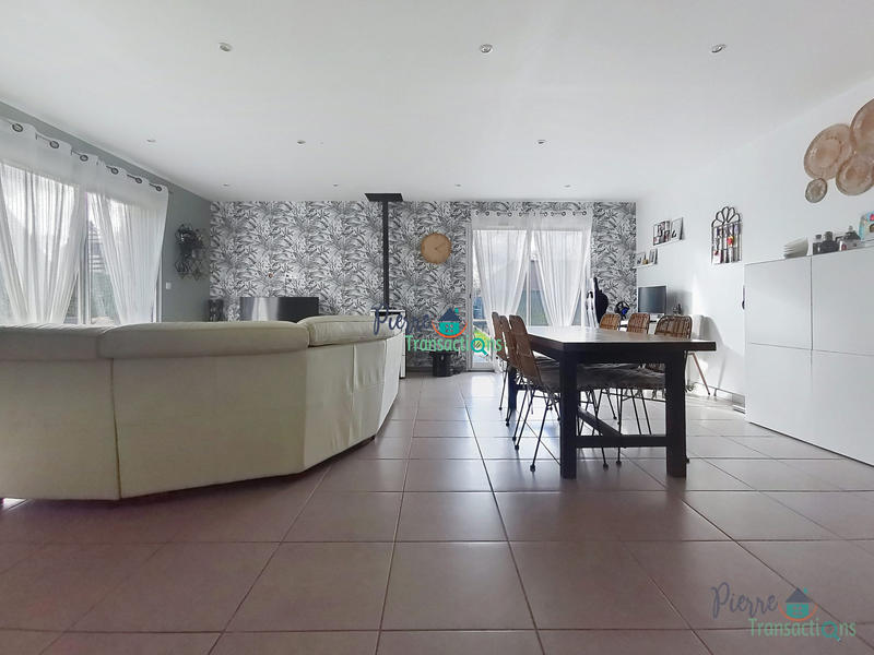 Maison - 100 m² - 5 pièces