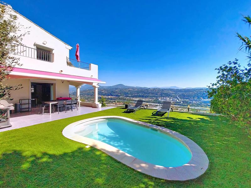 Villa - 138 m² - 5 pièces