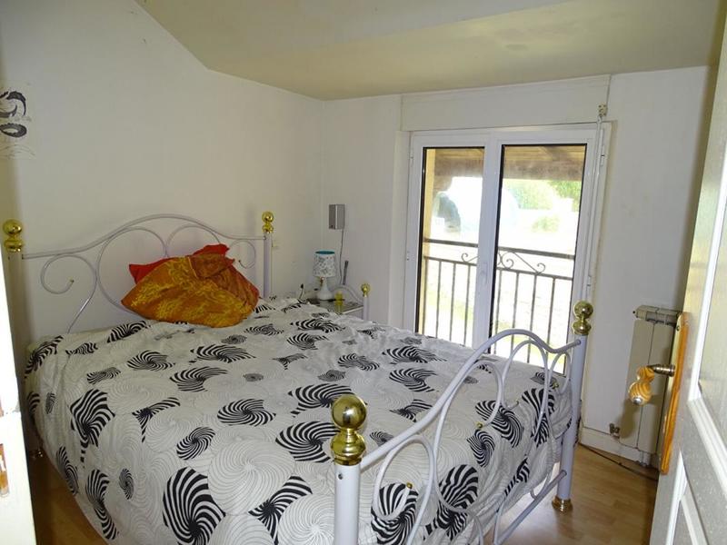 Maison - 234 m² - 11 pièces