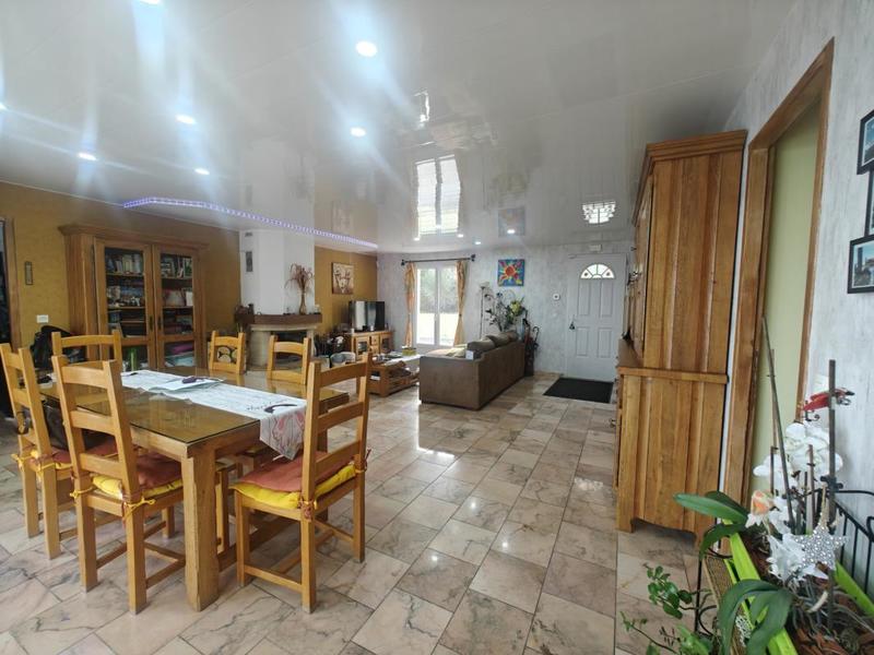 Villa - 132 m² - 8 pièces