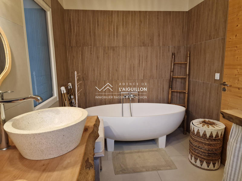 Appartement - 120 m² - 5 pièces