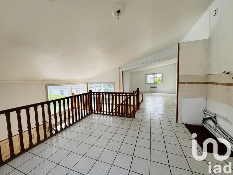 Maison - 263 m² - 8 pièces