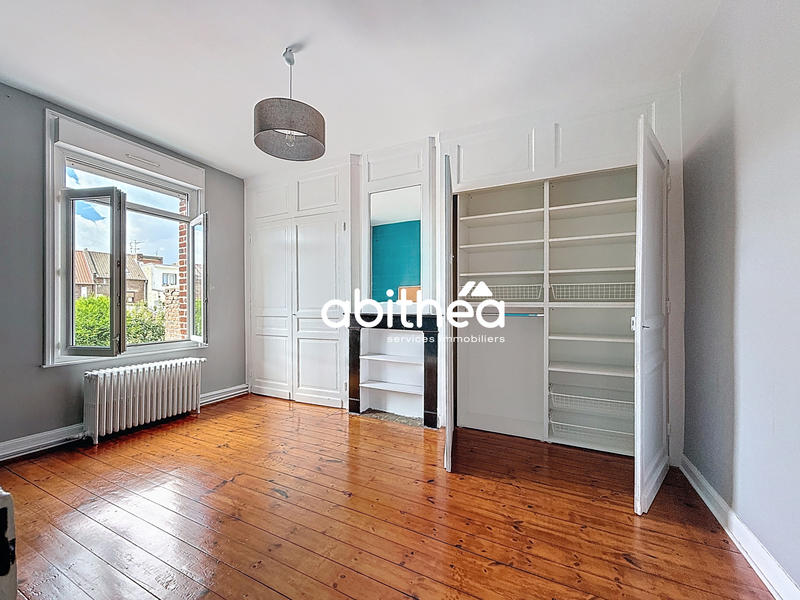 Maison - 182 m² - 6 pièces