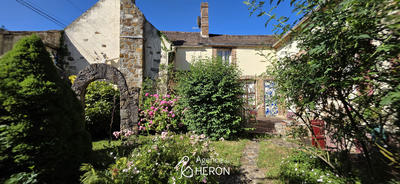 Maison - 201 m² - 7 pièces