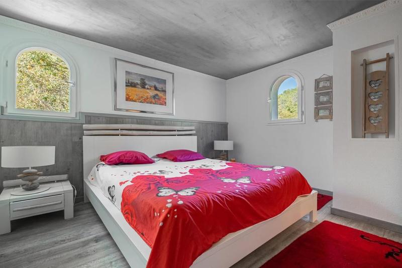 Maison - 157 m² - 7 pièces