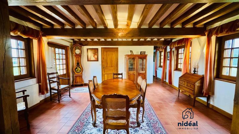 Villa - 277 m² - 7 pièces