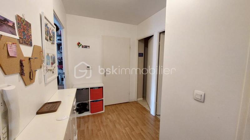 Appartement - 5 094 m² - 3 pièces