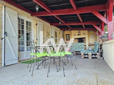 Maison - 257 m² - 6 pièces