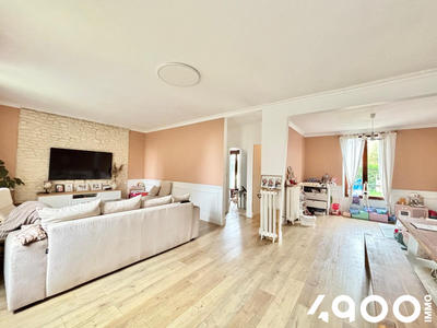 Maison - 102 m² - 5 pièces