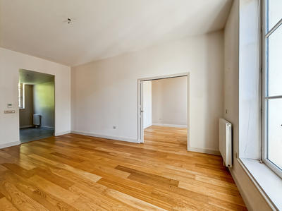 Appartement - 81 m² - 4 pièces