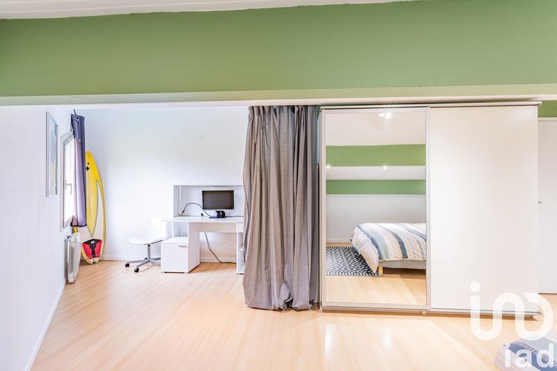 Maison - 218 m² - 7 pièces