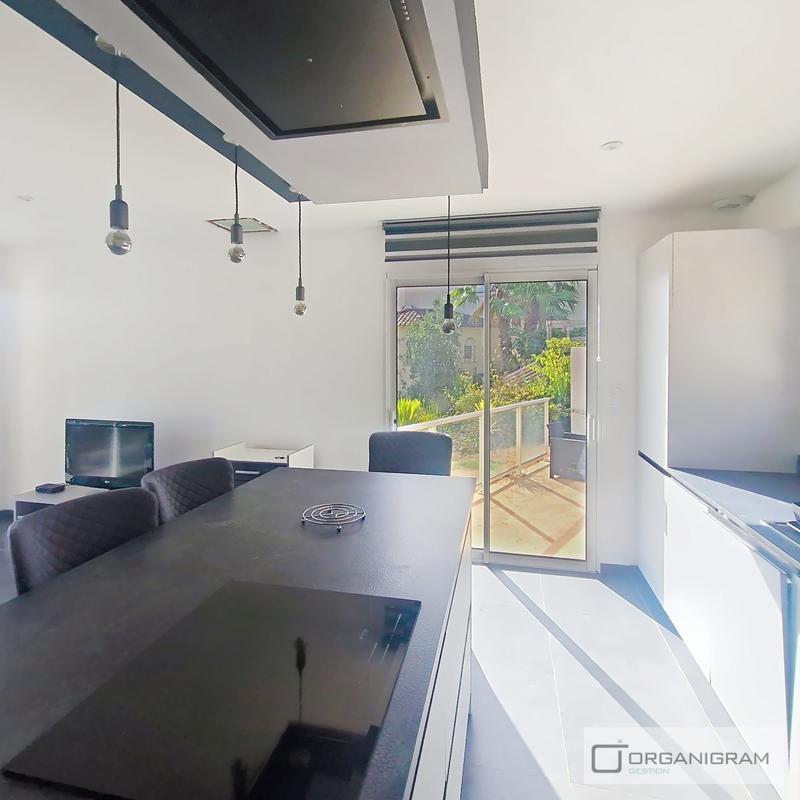 Villa - 101 m² - 4 pièces