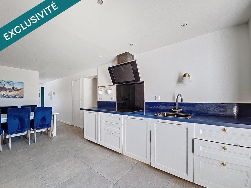 Maison - 178 m² - 8 pièces