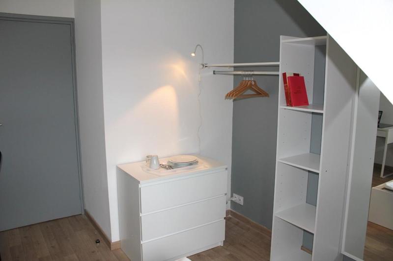 Chambre - 11 m² - 1 pièce