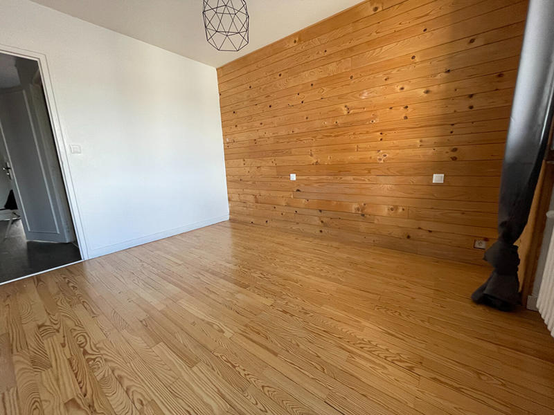 Appartement - 97 m² - 5 pièces