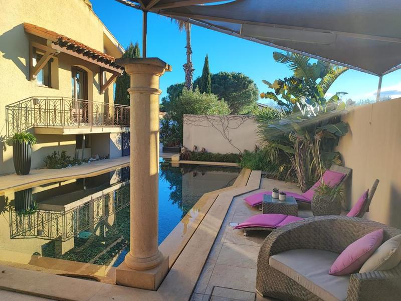 Maison - 136 m² - 5 pièces